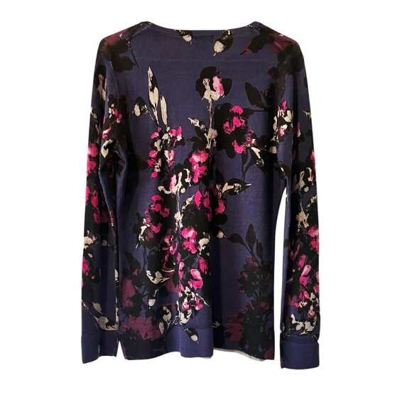 LORD & TAYLOR 100% Extra Fine Merino Wool Sweater Floral Size Medium Modern City - Picture 2 of 16